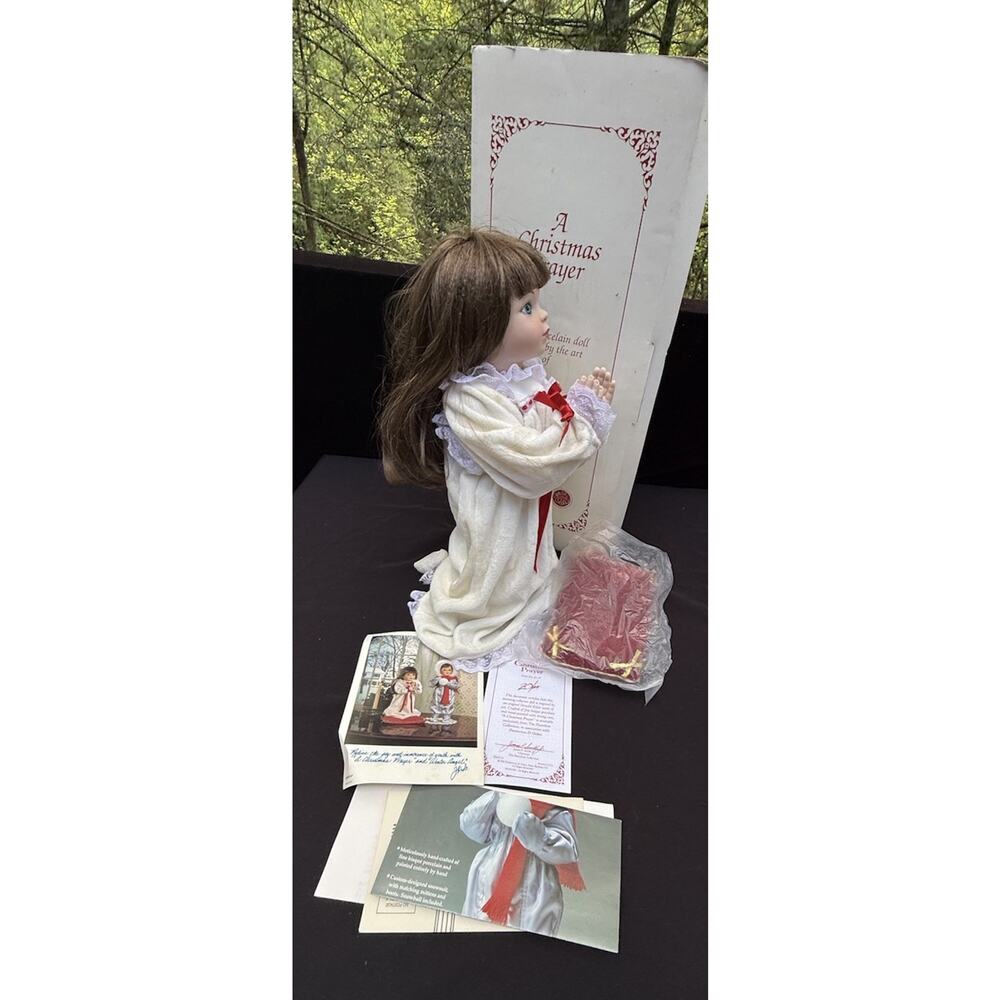 The Hamilton Collection Porcelain Doll A Christmas Prayer Donald Zolan 16"